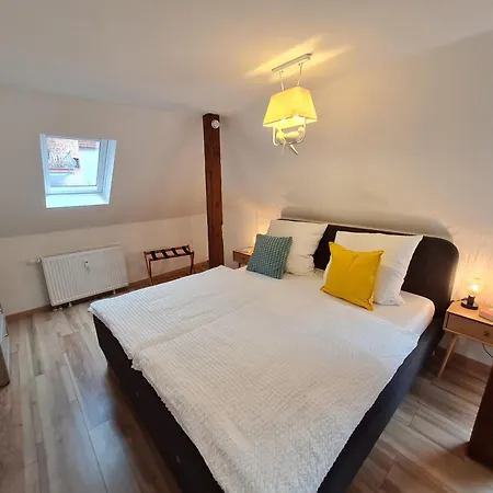 Bird's Nest Fachwerk Altstadt Weinstrasse Bis 10 Personen 펜션